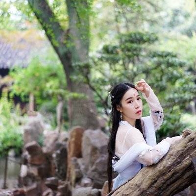 汉服模特