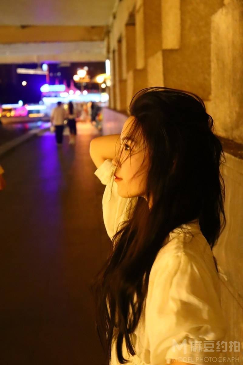 夜景模特