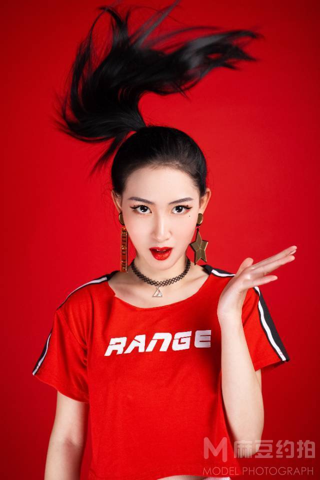 暗黑模特