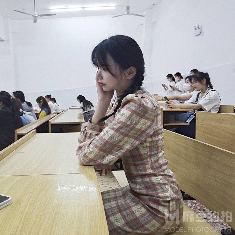 民国模特
