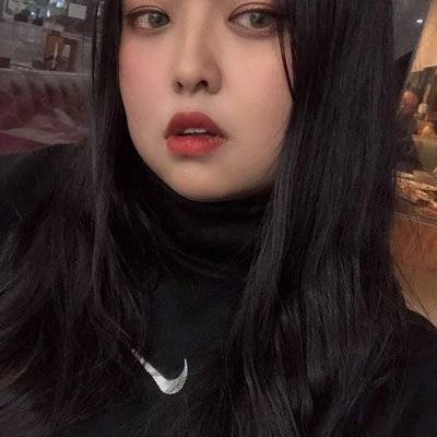 黑白模特