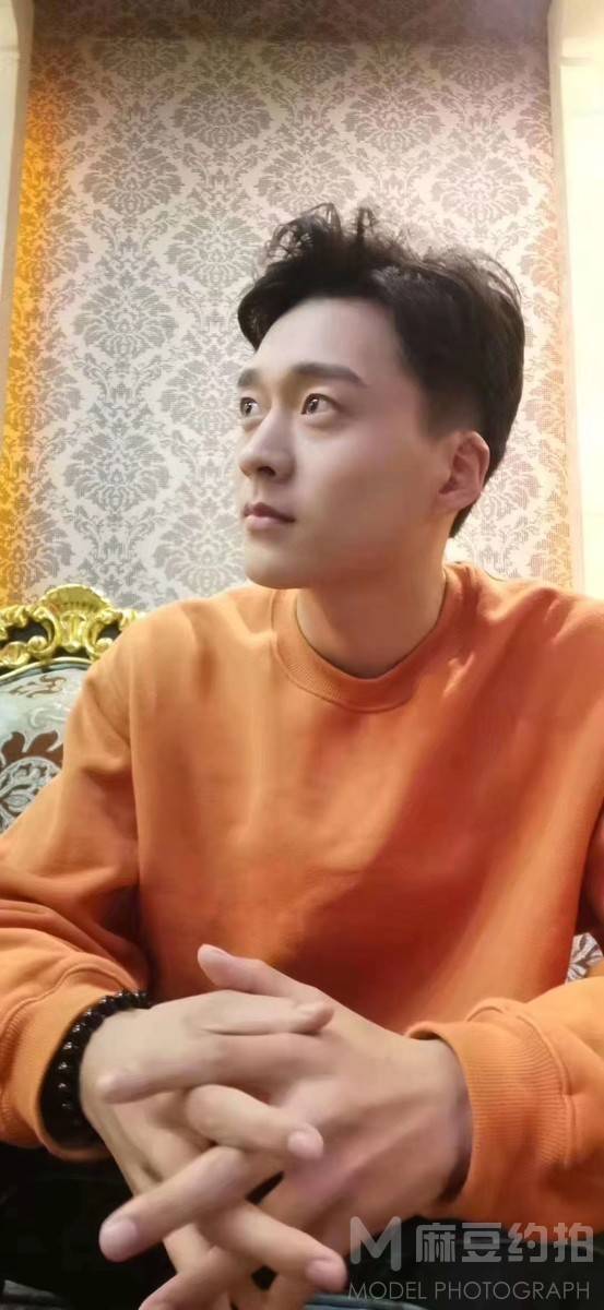 商务模特