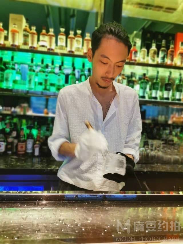 纪实模特