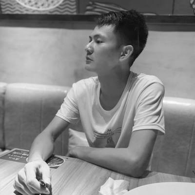 黑白模特