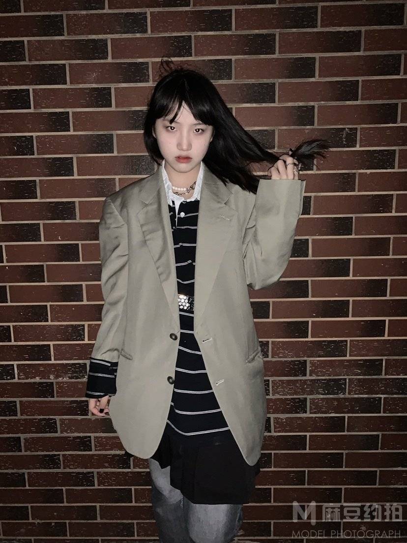 校园模特
