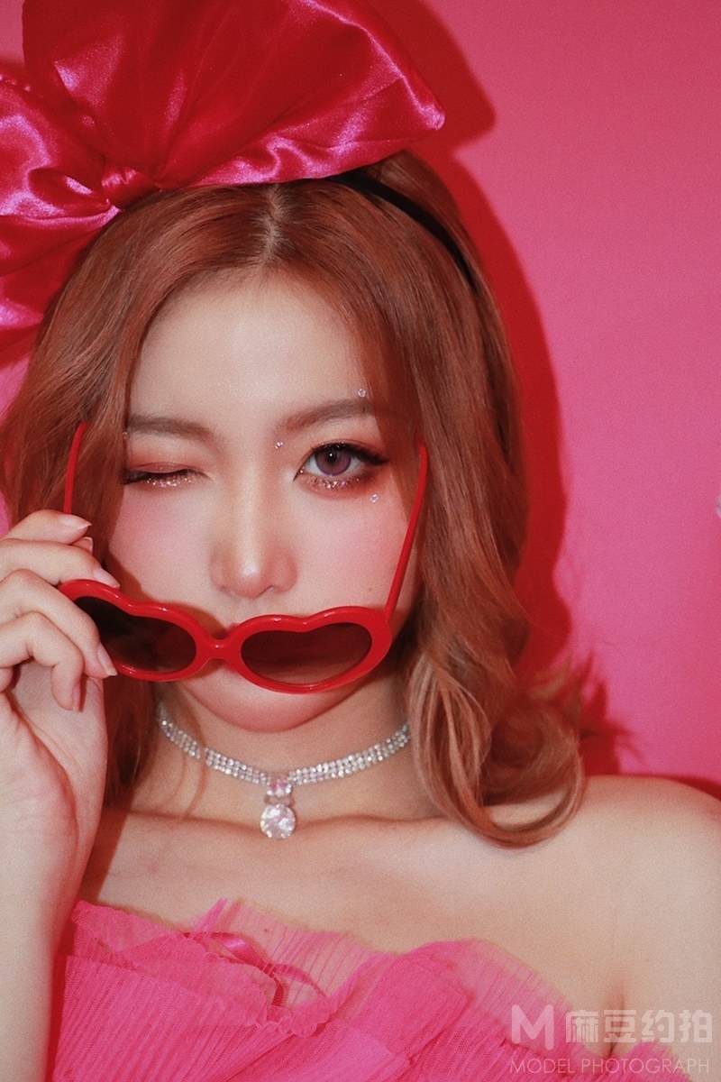 妆容模特