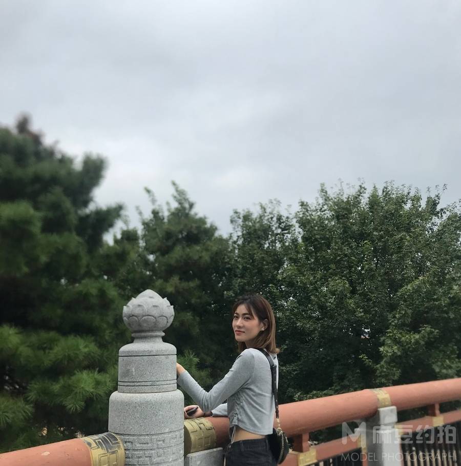 校园模特