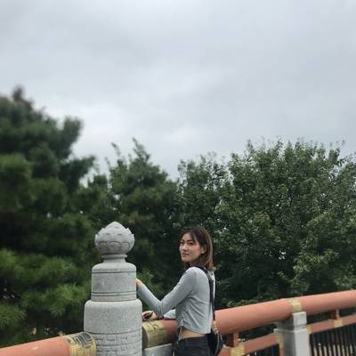 校园模特