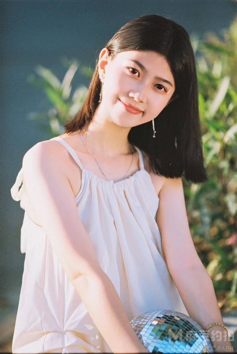 胶片模特