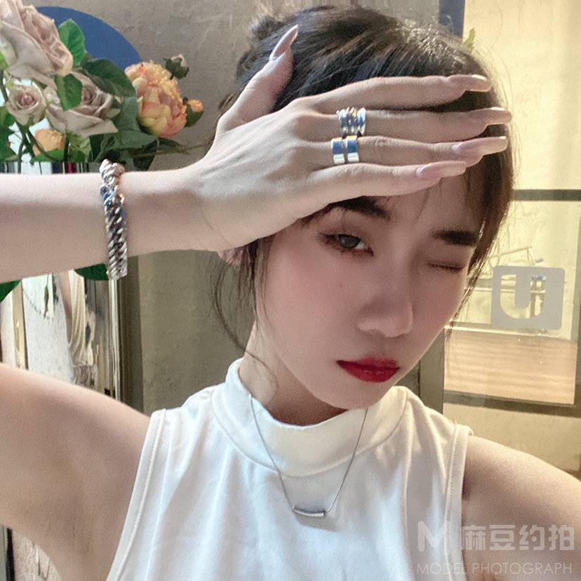 暗黑模特
