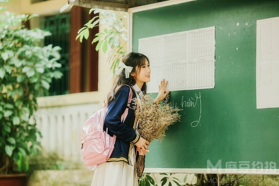 校园模特