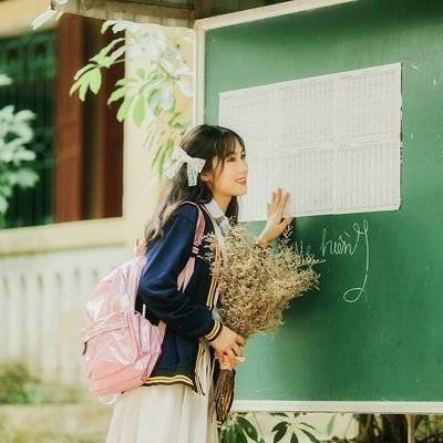 校园模特
