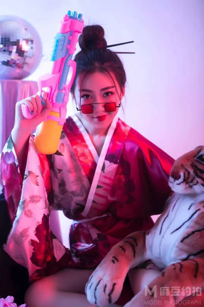 清新模特