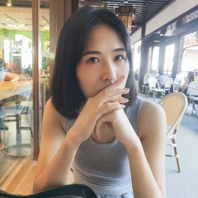 黑白模特