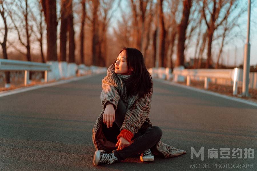胶片模特