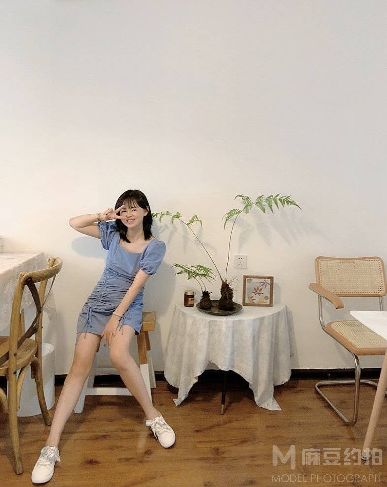 清新模特