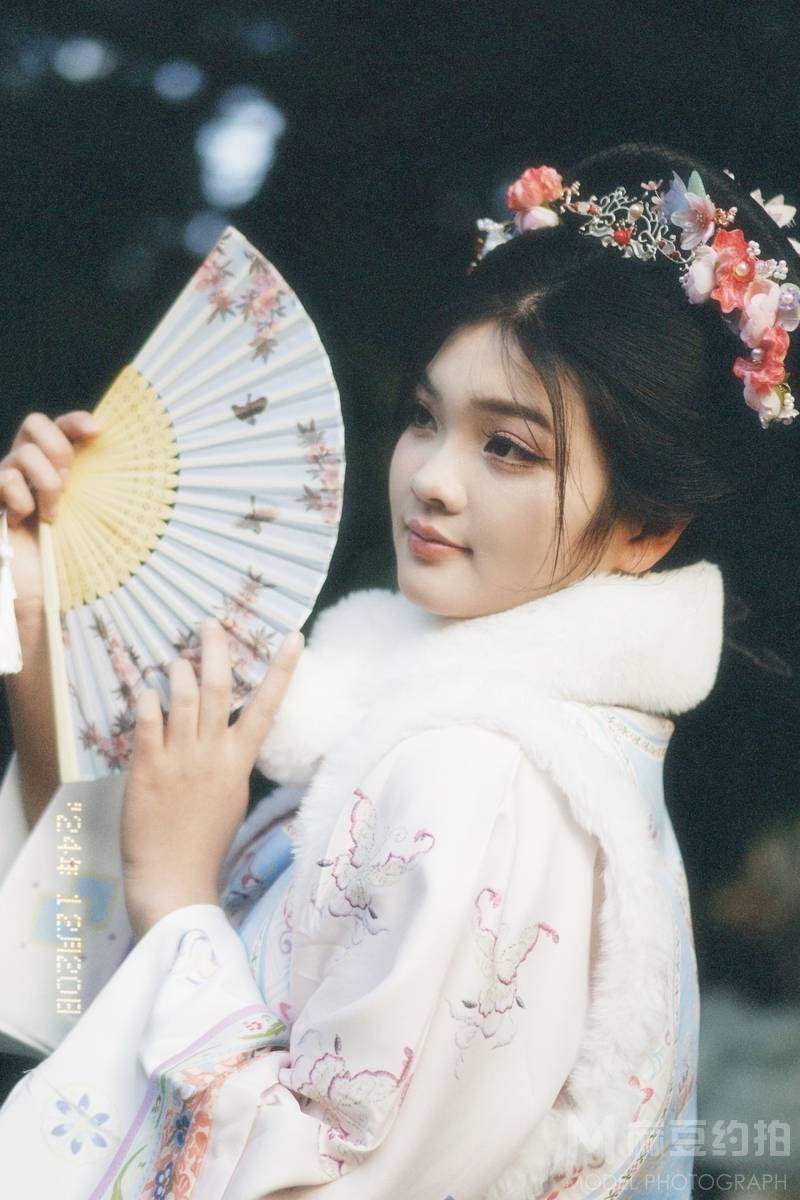 胶片模特