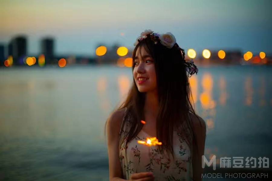 夜景模特