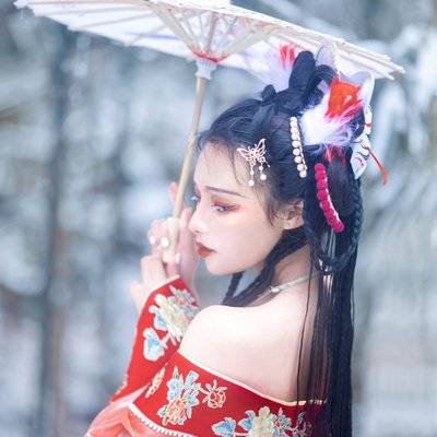 汉服模特