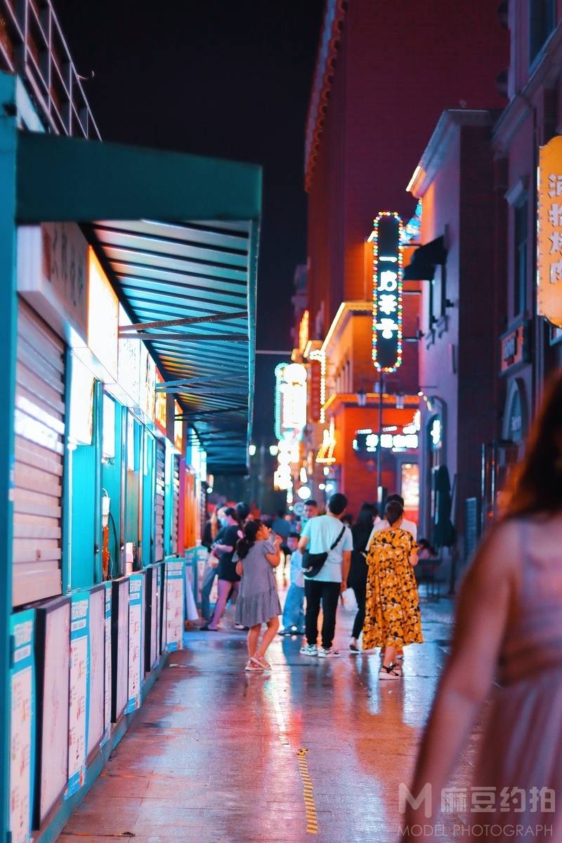 夜景模特