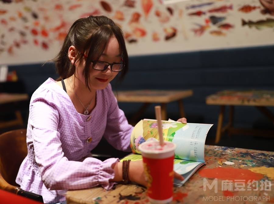 少女模特