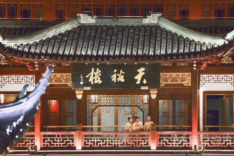 汉服模特