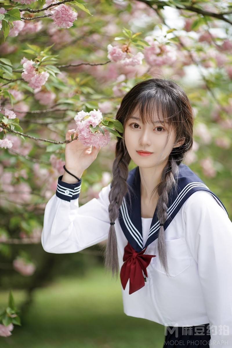 校园模特