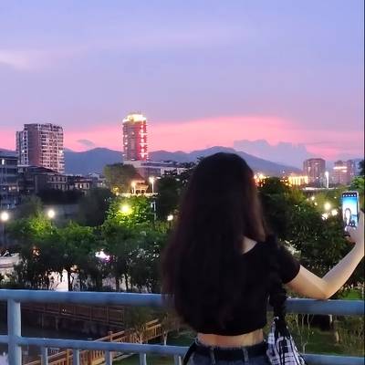 夜景模特