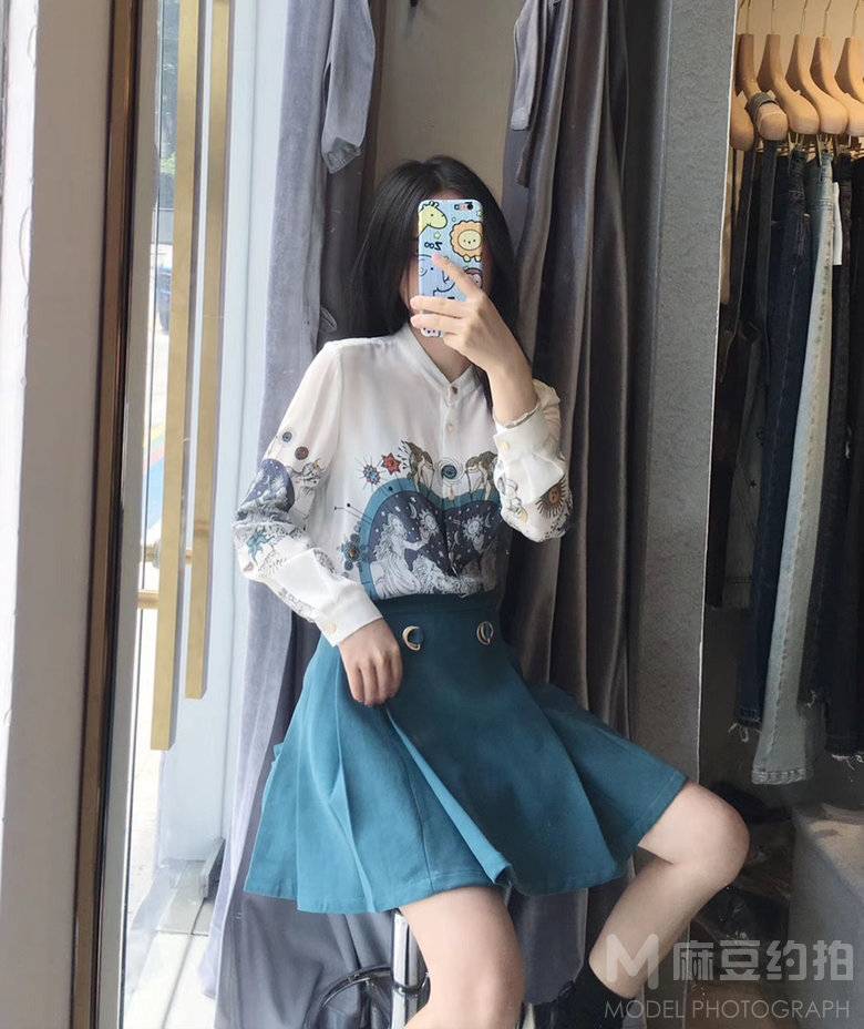 妆容模特
