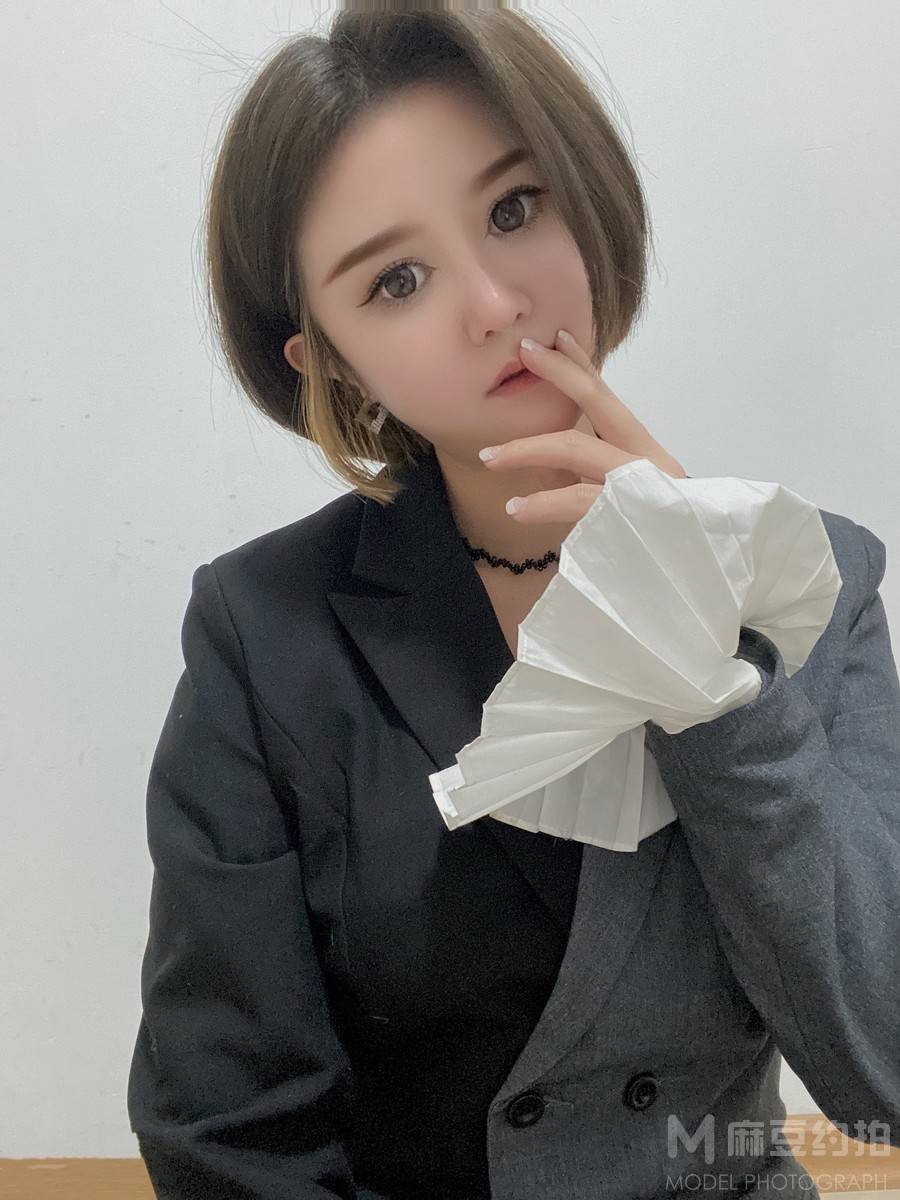 民国模特