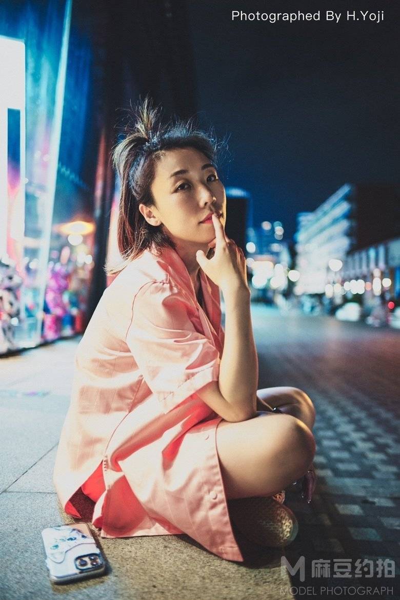 胶片模特