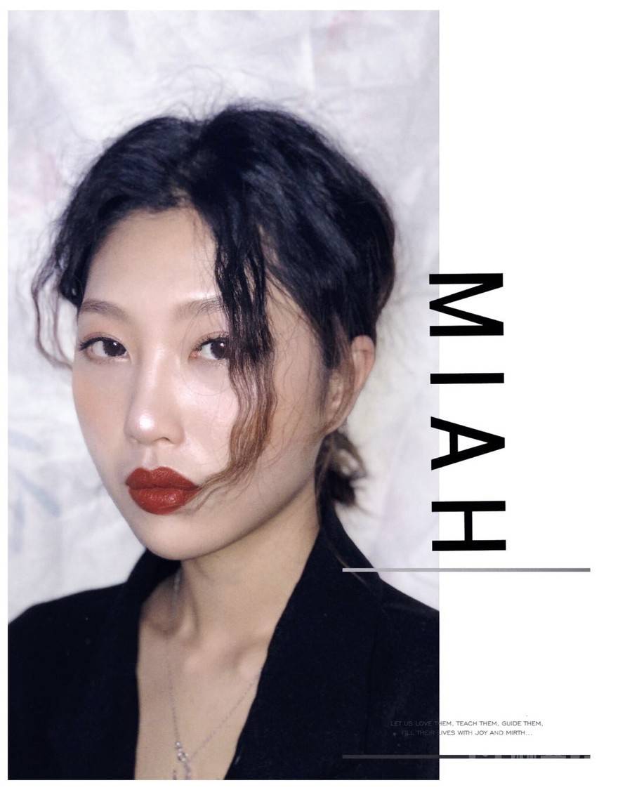 妆容模特