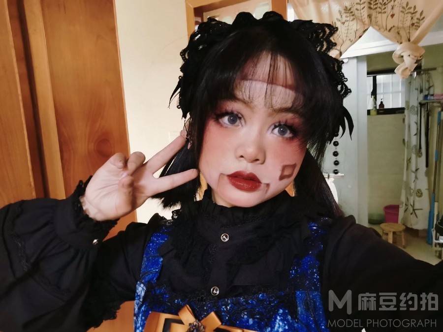 妆容模特