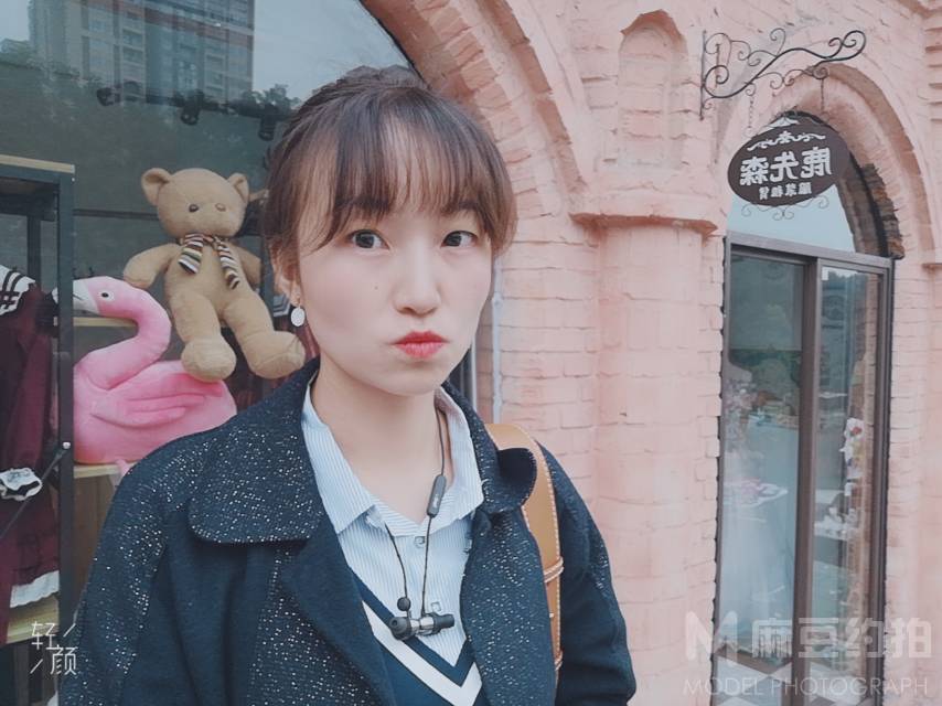 校园模特