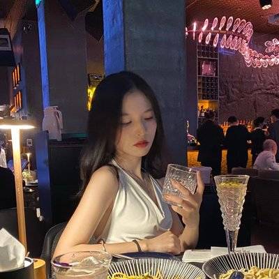 黑白模特