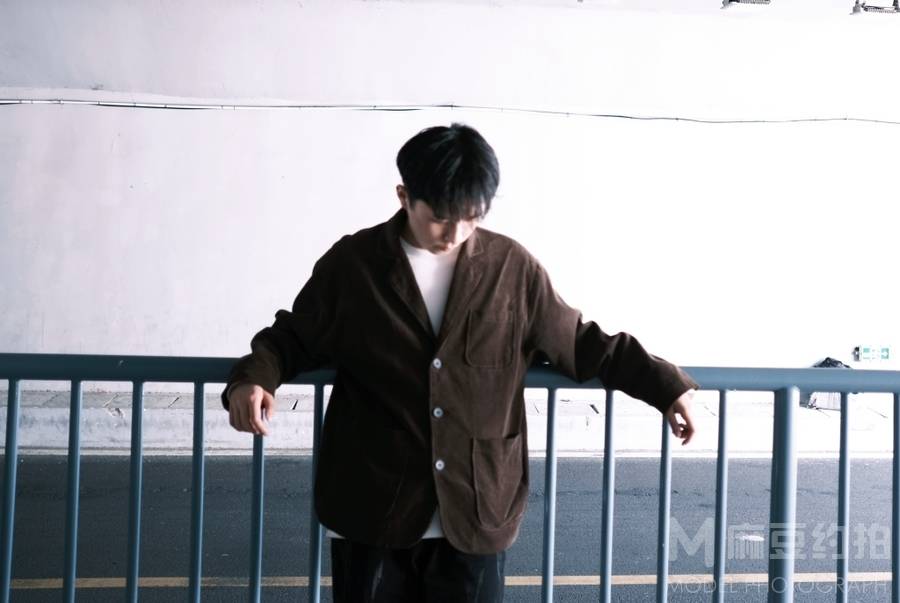 胶片模特