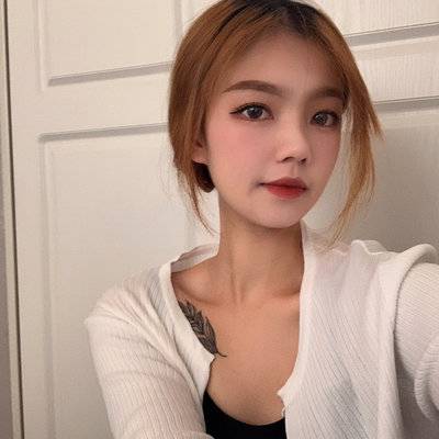 黑白模特