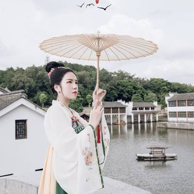 汉服模特