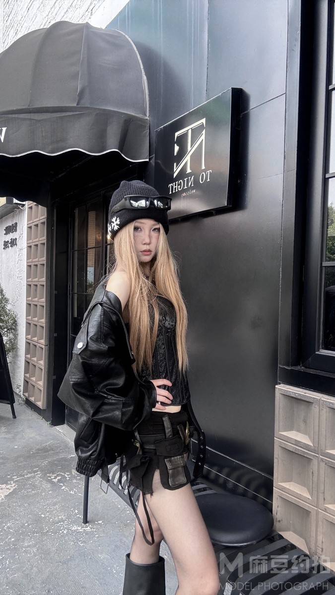 暗黑模特