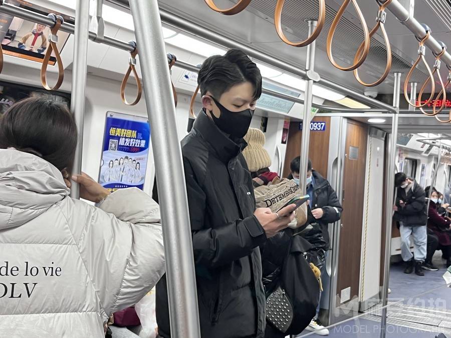 纪实模特