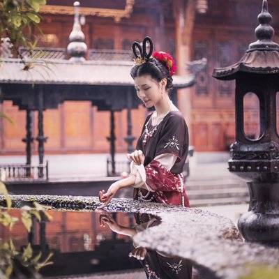 汉服模特