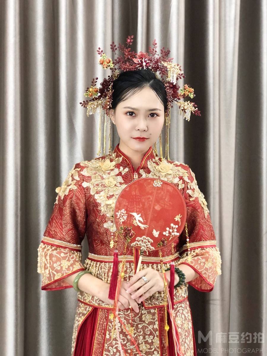 妆容模特