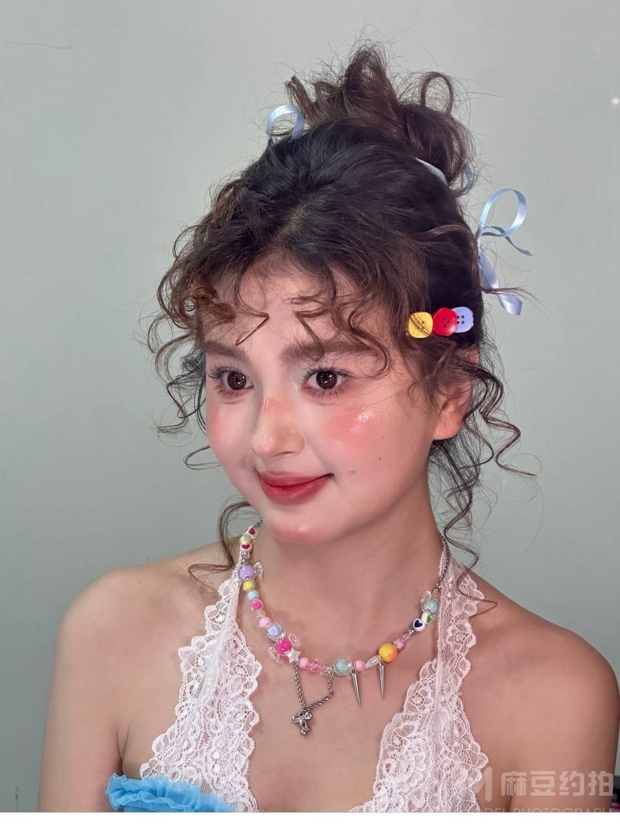 妆容模特