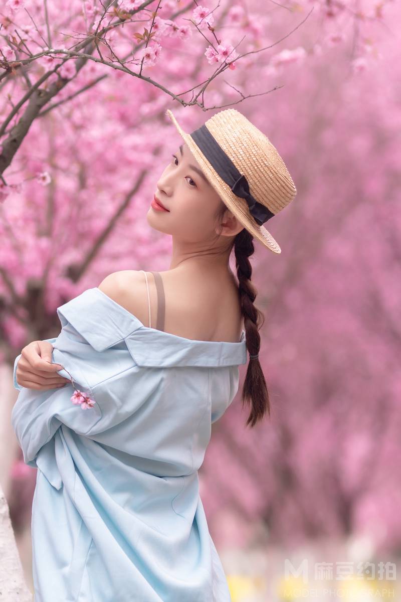 清新模特