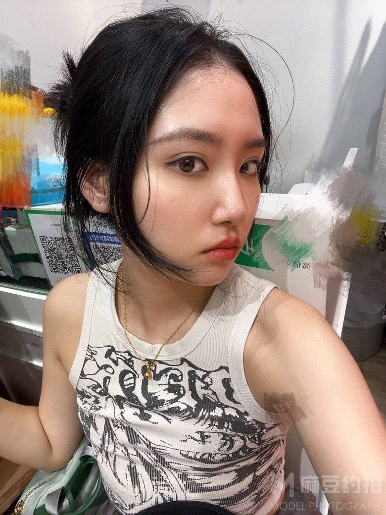胶片模特