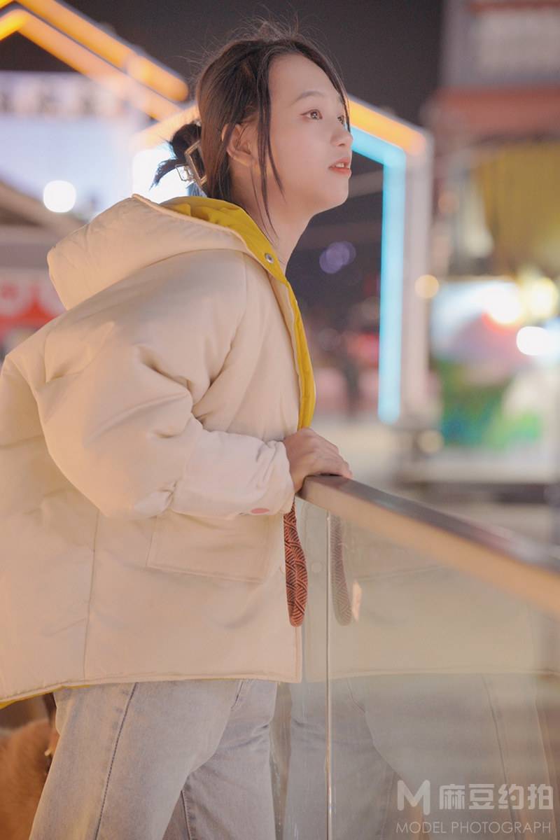 夜景模特