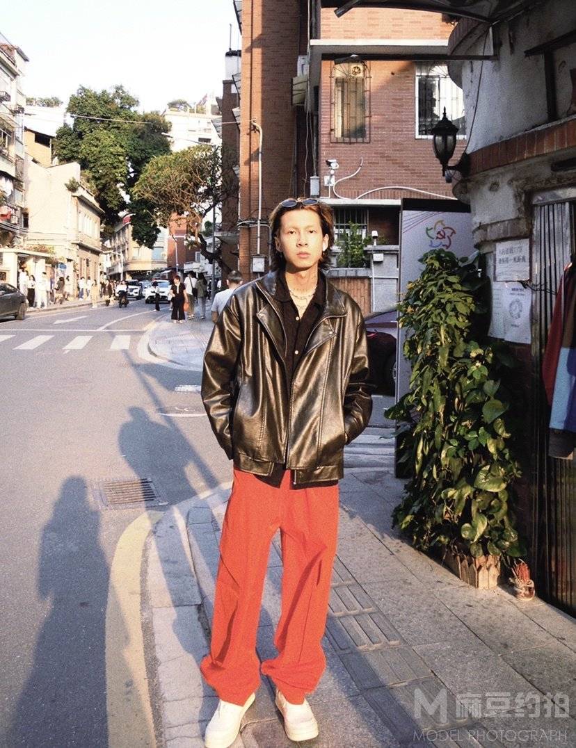 胶片模特