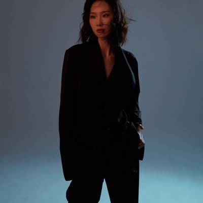 黑白模特