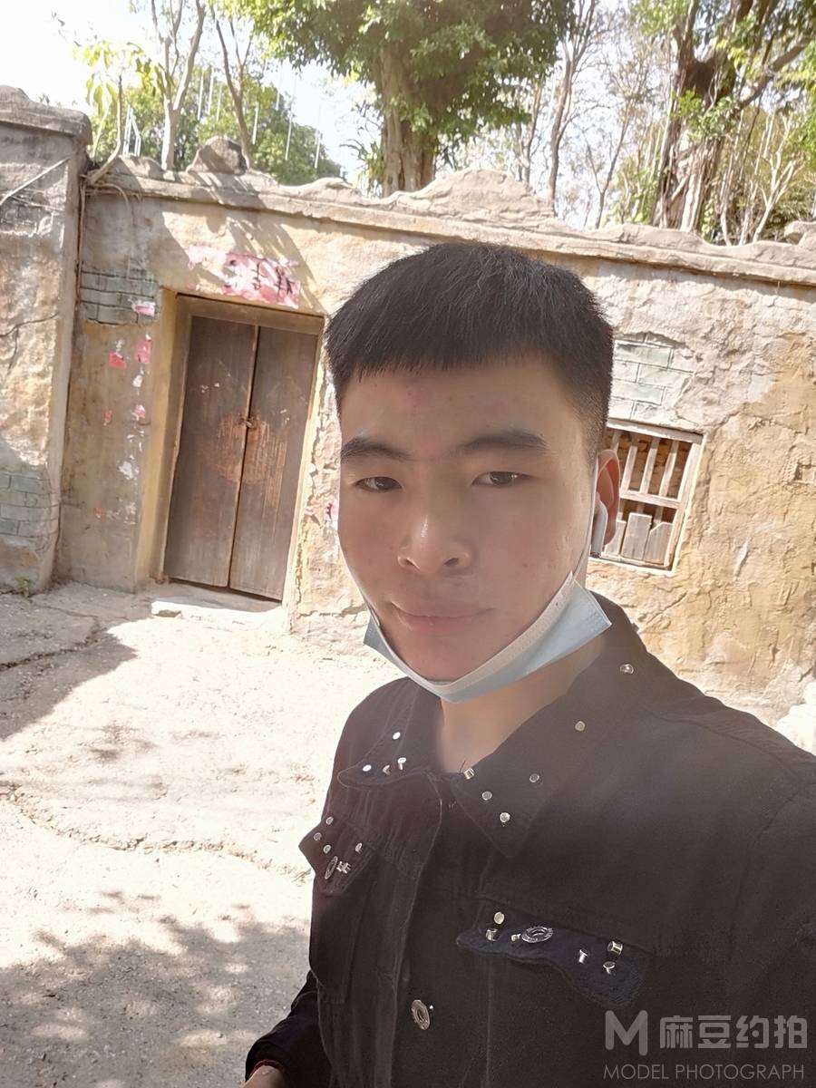 纪实模特