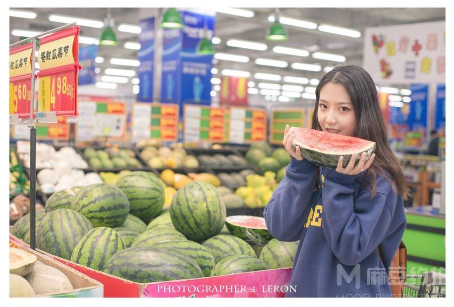 少女模特